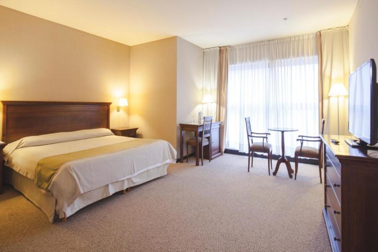Howard Johnson Plaza Jujuy Сан-Сальвадор-де-Жужуй Экстерьер фото
